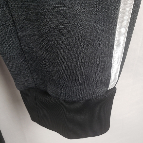 Adidas Kids Black Jogger Pants Sz M 10/12 - Picture 3 of 5